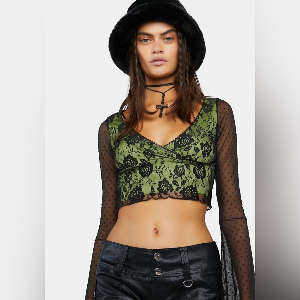 Off The Path Long Sleeve Crop Top NWOT